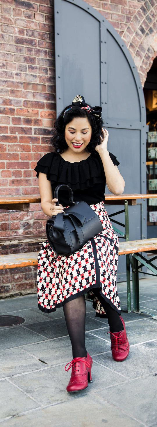 Cottontail - Black Vegan Leather Bag- Winklip